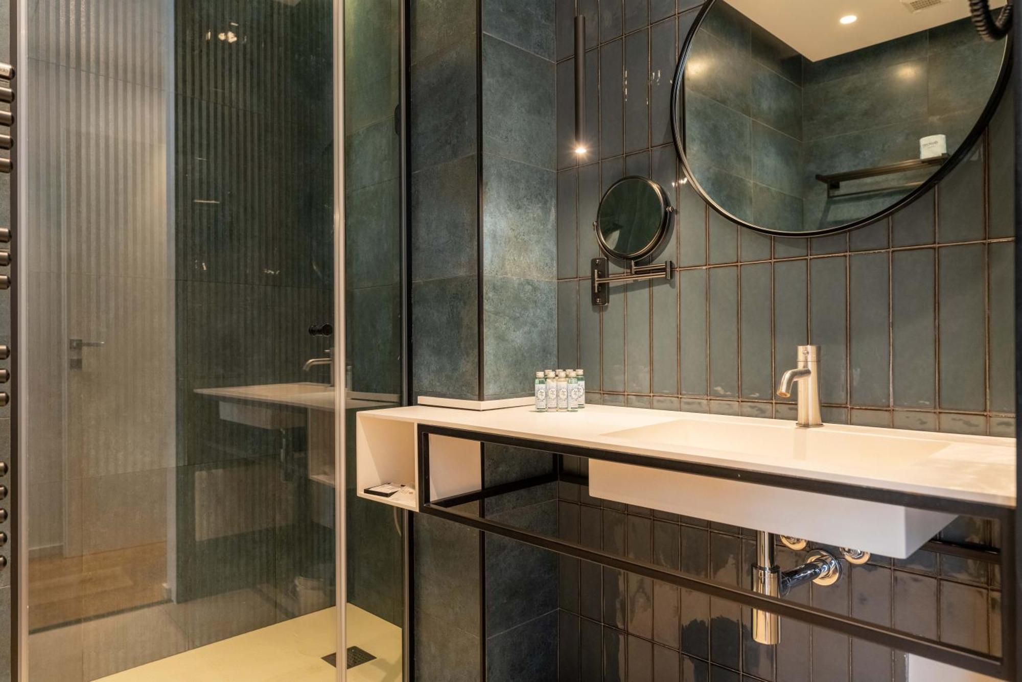 B&B Le Suites Di Costanza Cefalù Eksteriør billede